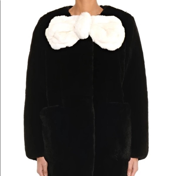 ⚡️FLASH SALE!✨ 🐇🎀 RUNWAY Marc Jacobs Rabbit Fur Coat w/Bow!🐰🎀 - Picture 10 of 10